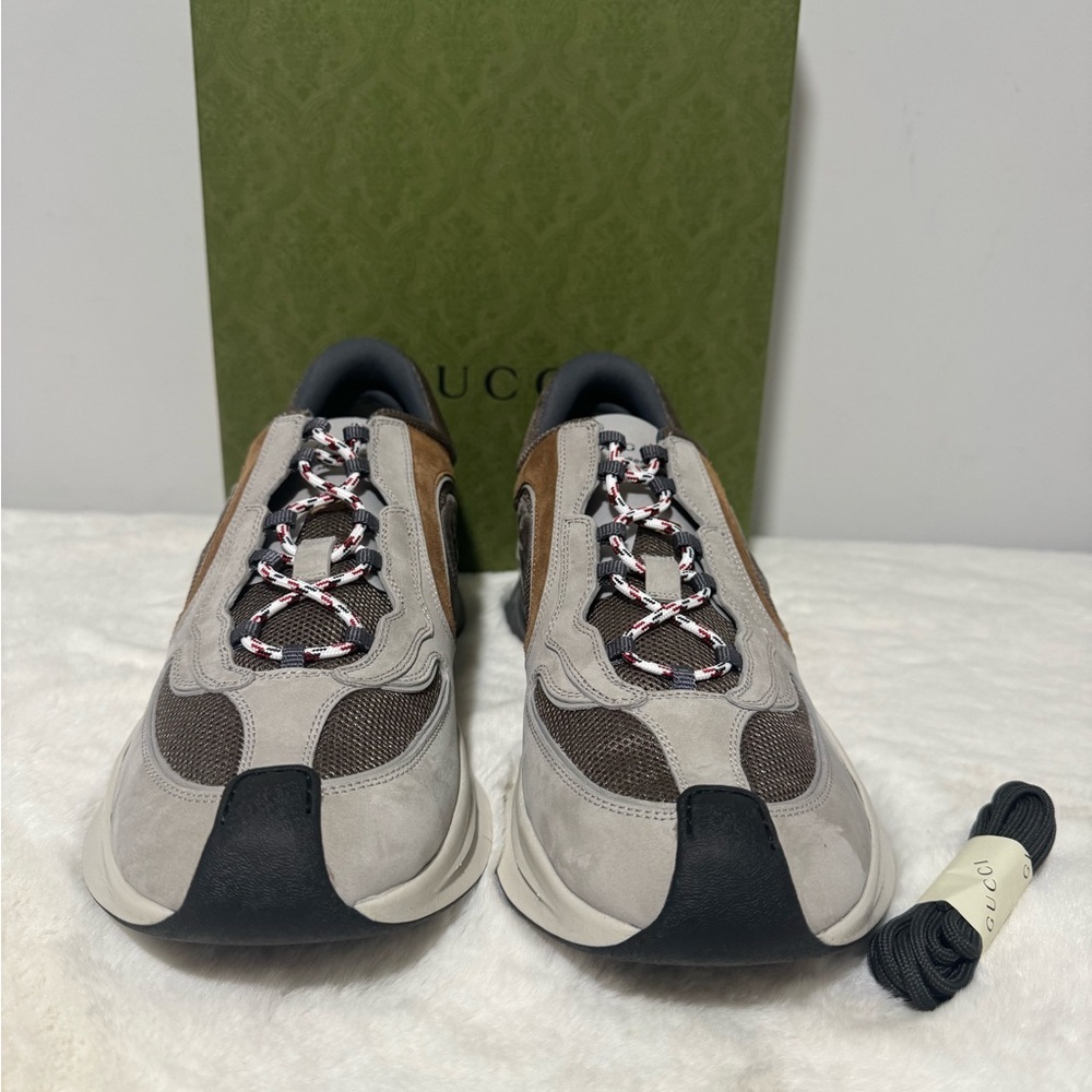 Gucci Men's Gucci Run Sneaker Light Grey Suede Size UK13.5/US14 - Picture 2 of 8